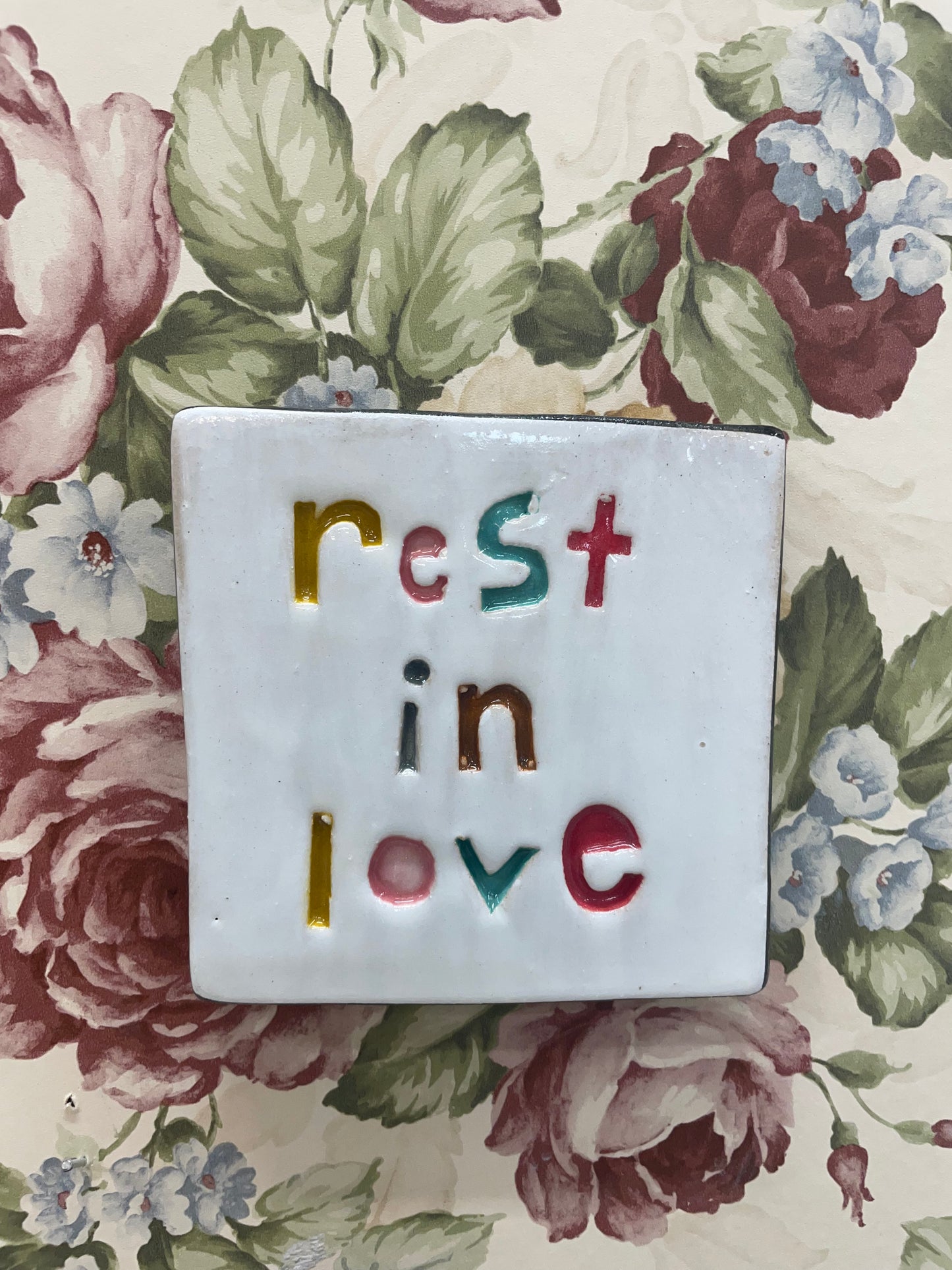 Rest in love tile