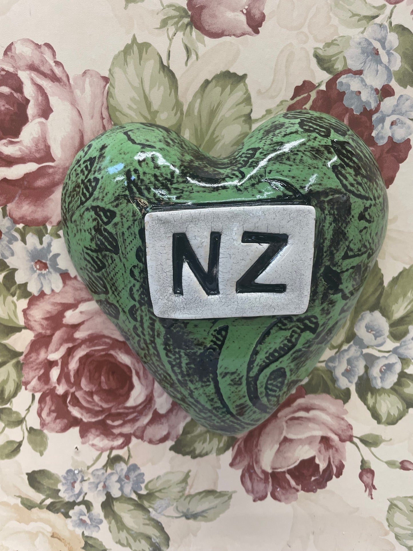 NZ Ceramic heart