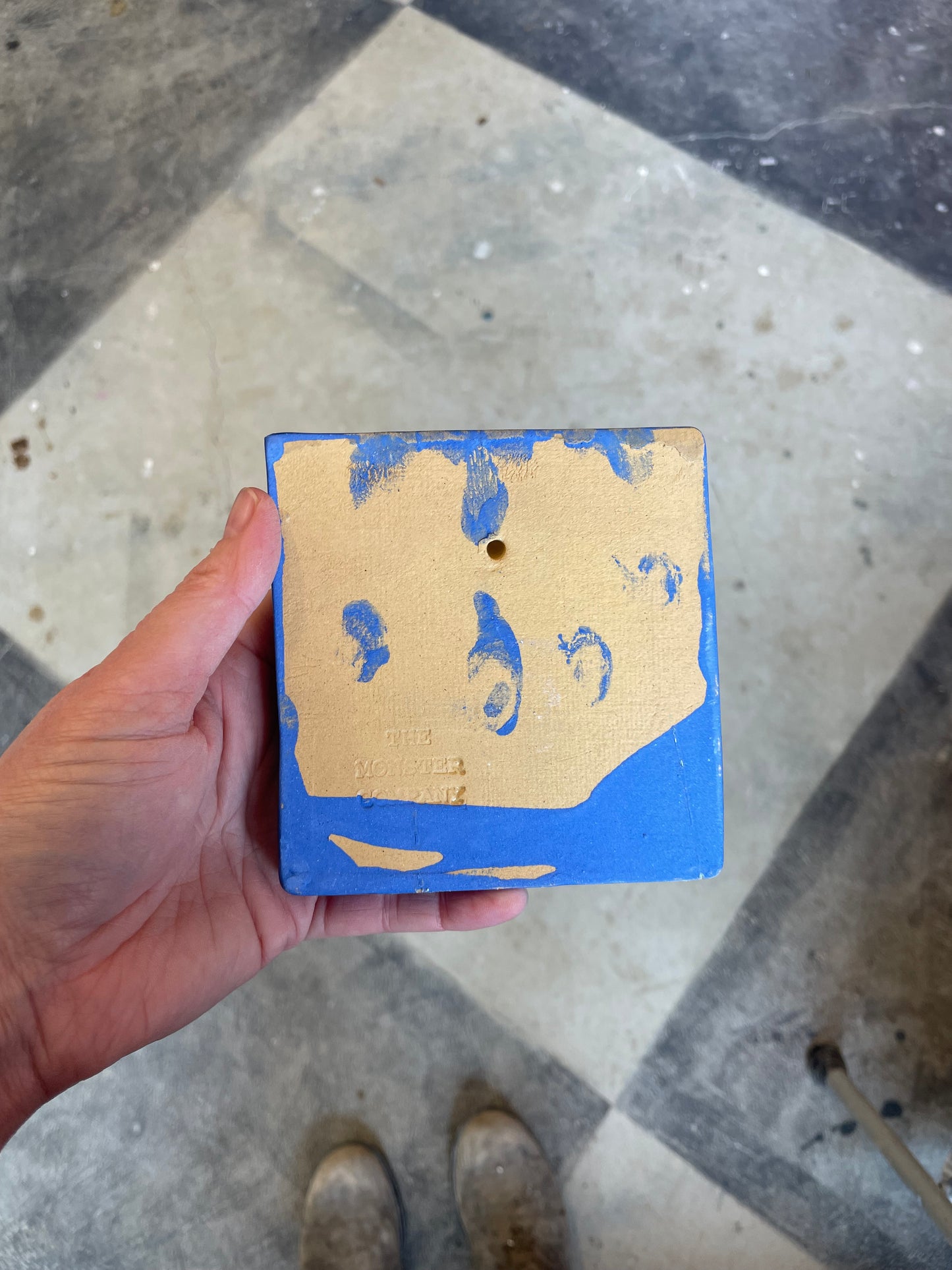 Letter Q ceramic tile
