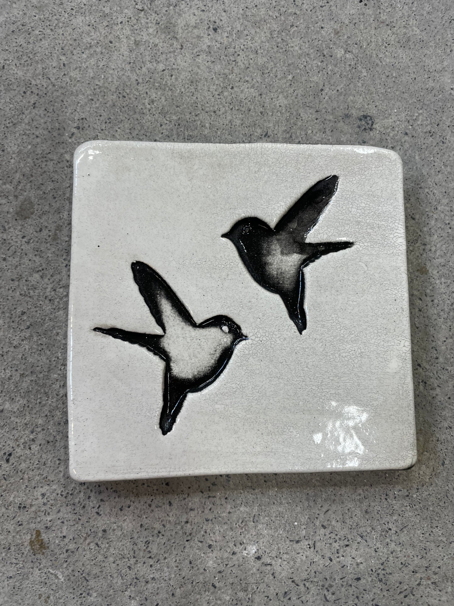 White Double Bird Tile