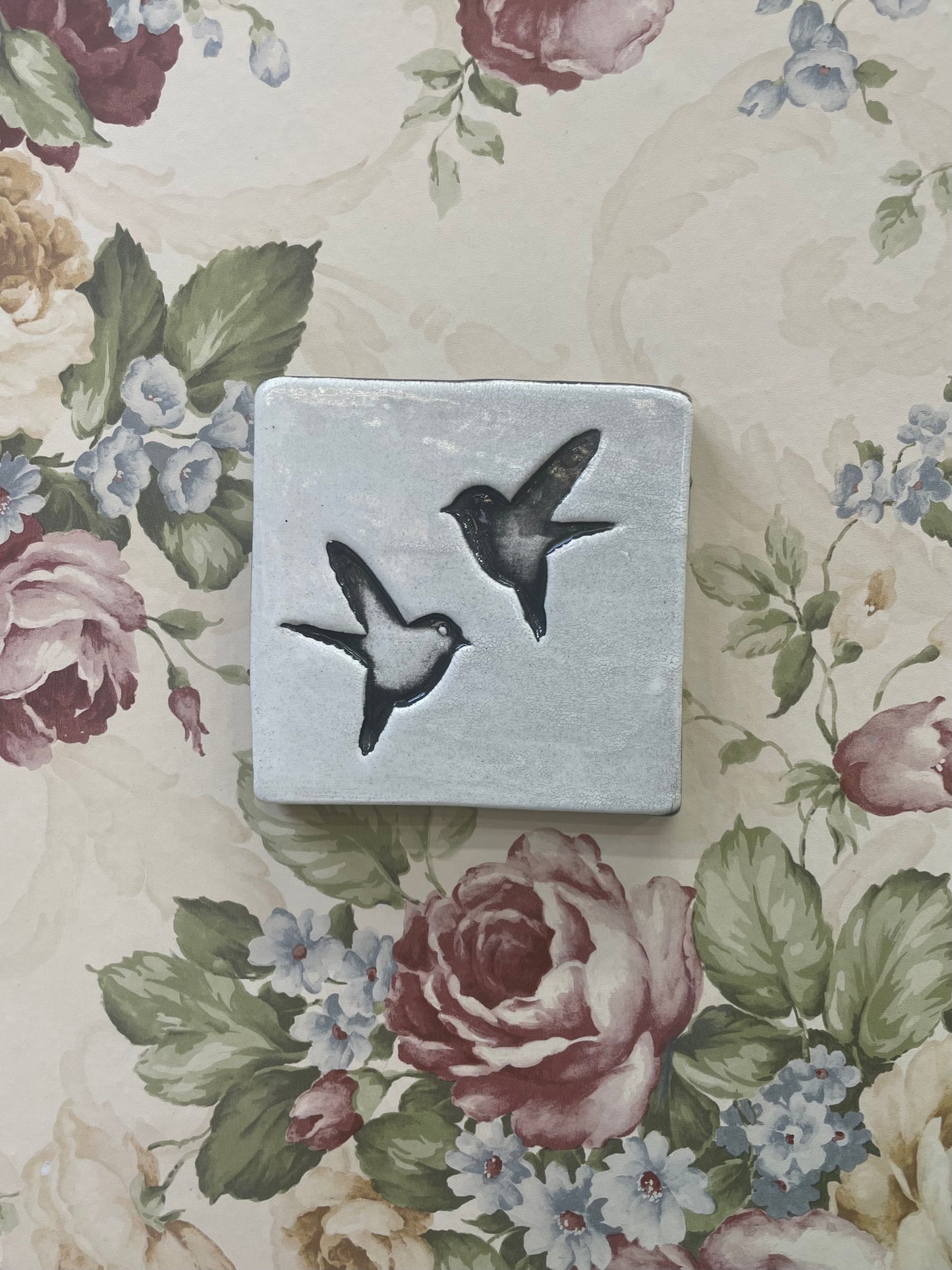 White Double Bird Tile