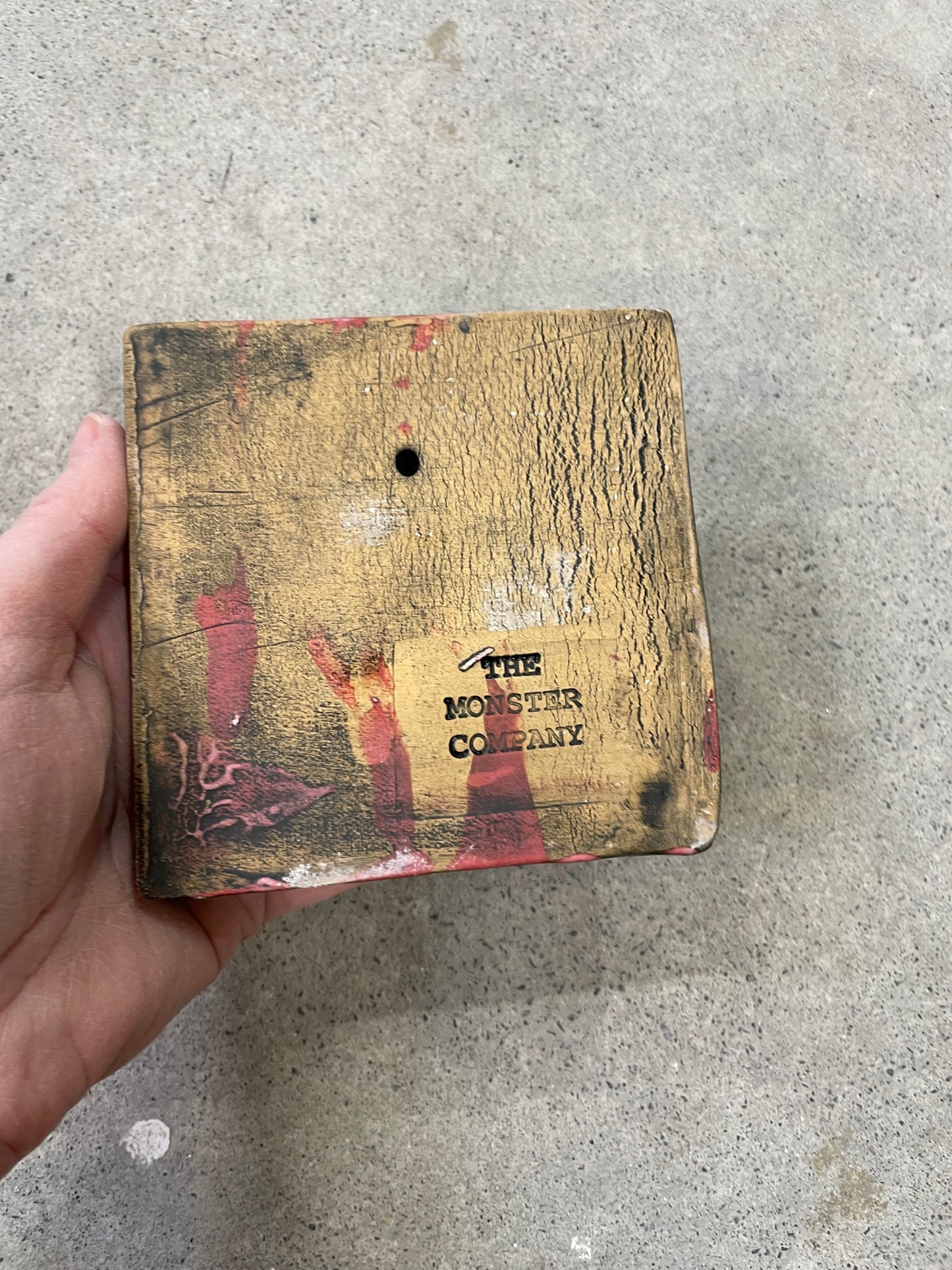 Red Double Bird Tile