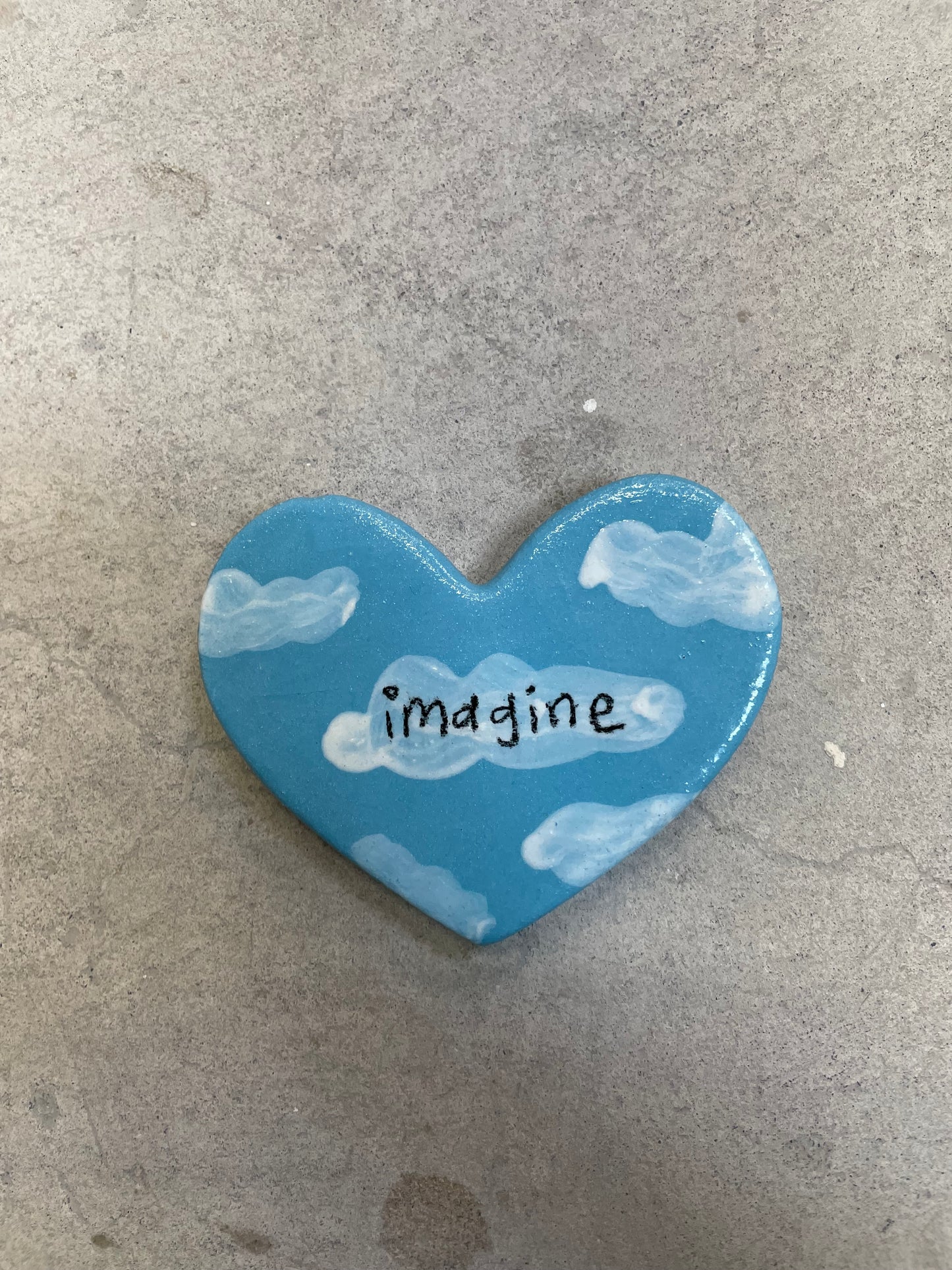 ceramic imagine heart blue and white
