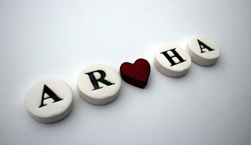 Aroha Pebbles Set