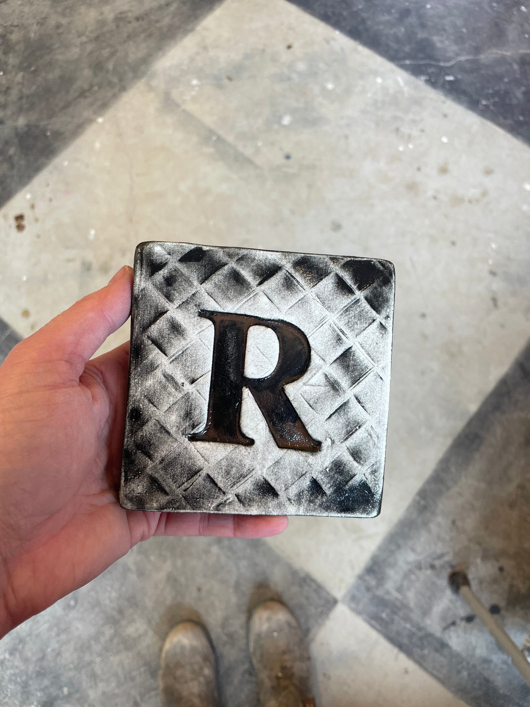 Letter R ceramic tile