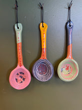 Load image into Gallery viewer, Decorative spoon purple and yellow.
