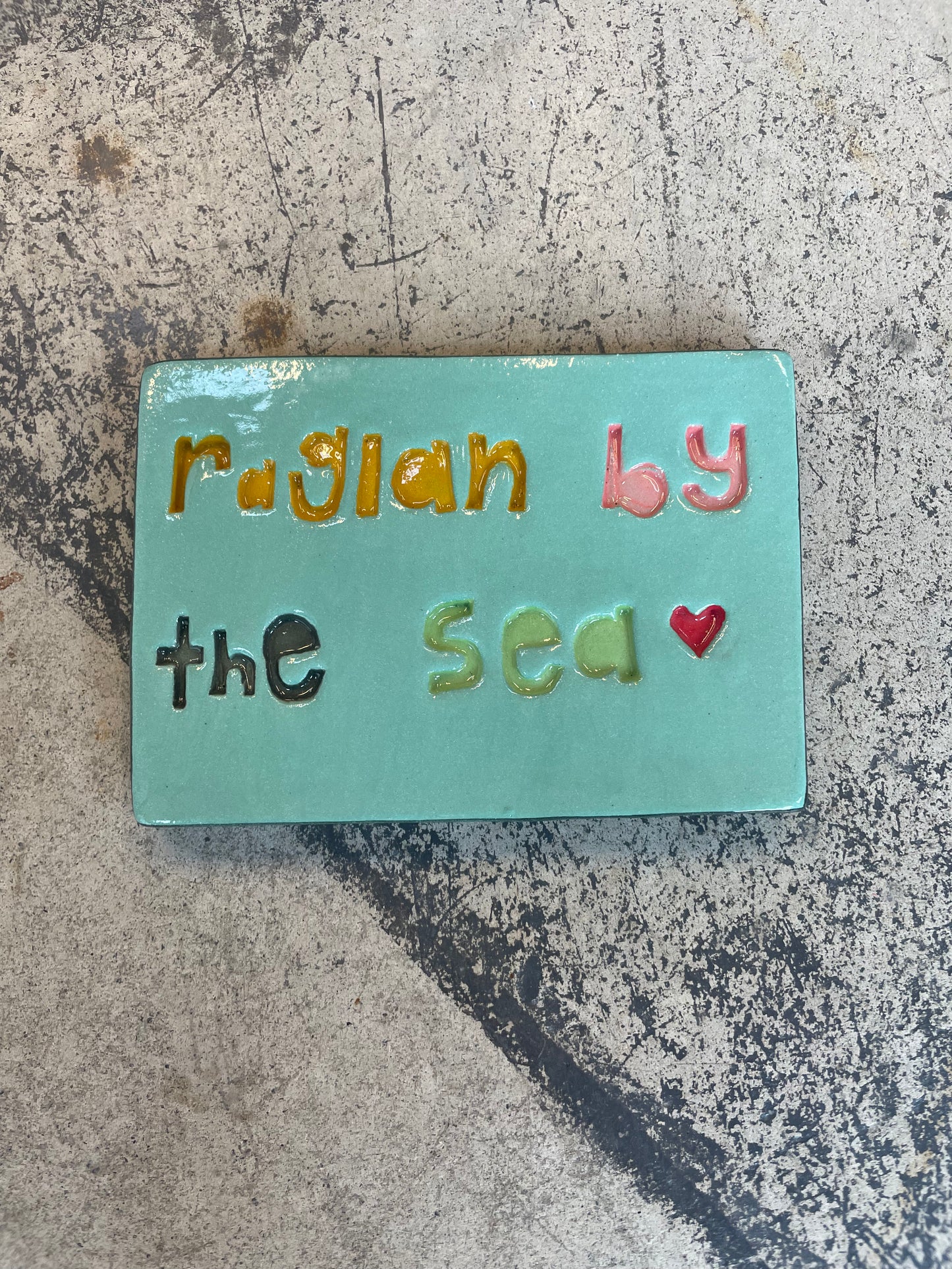 Raglan by the sea tile