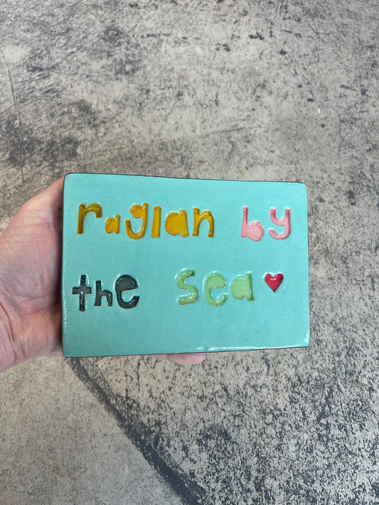 Raglan by the sea tile