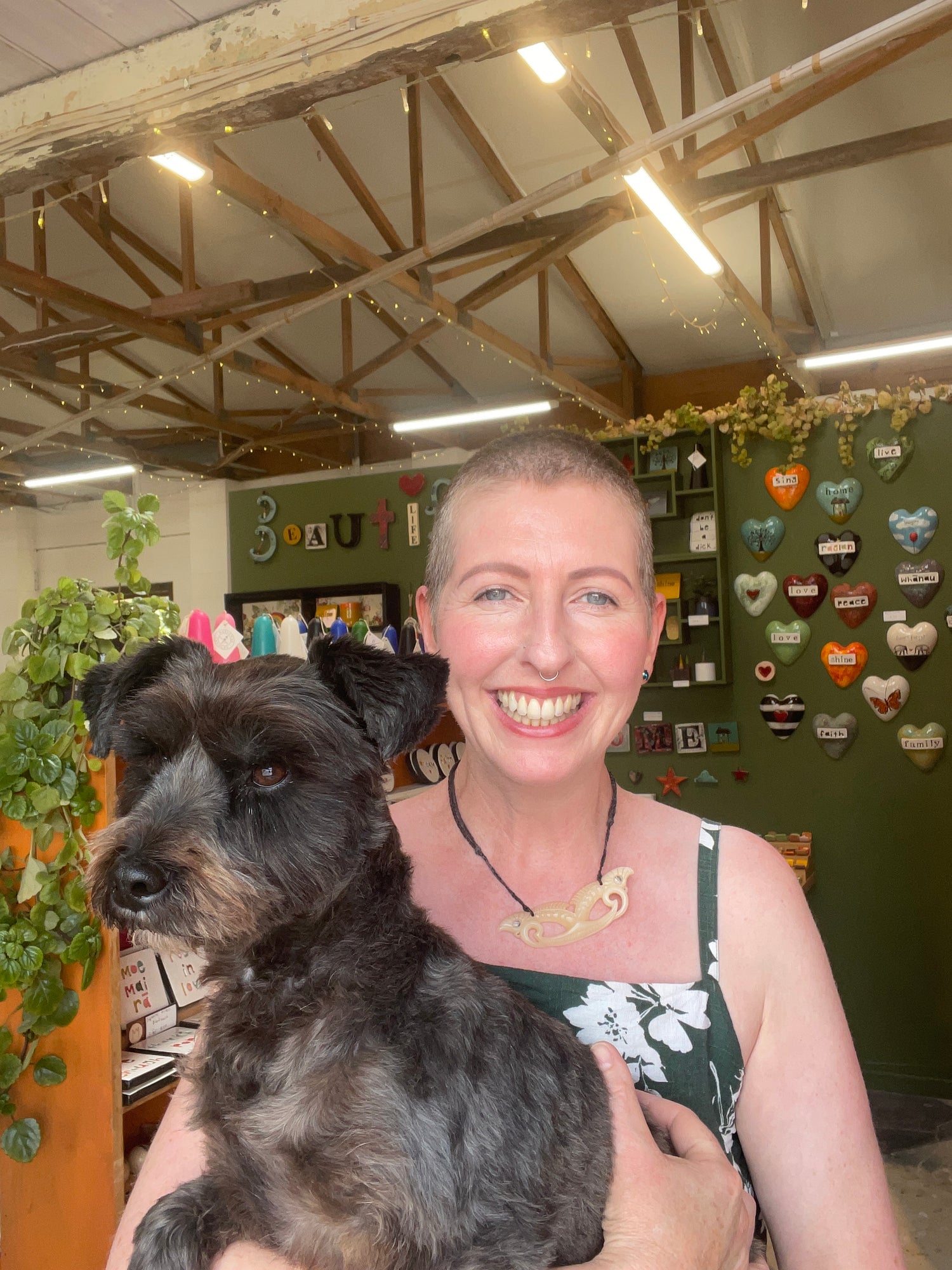 photo of karla stevenson raglan in her pottery studio