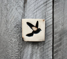 Load image into Gallery viewer, Bird Ceramic Cube
