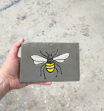 Load image into Gallery viewer, Bee Tile Grey
